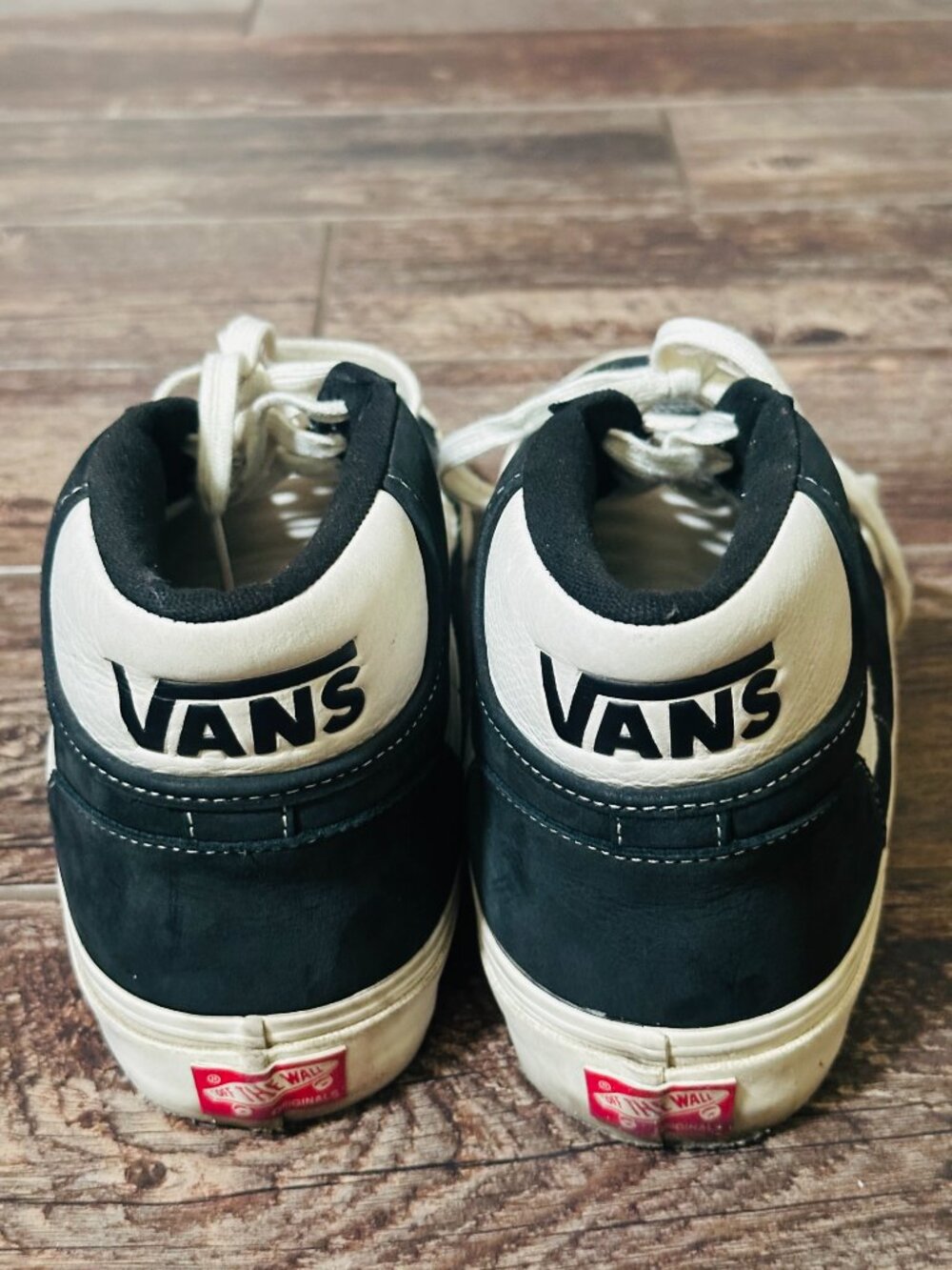 Vans Sk8-Hi Shoes Mens Size 11 Black Suede High Top Skate Sneakers 721454 - Picture 3 of 6